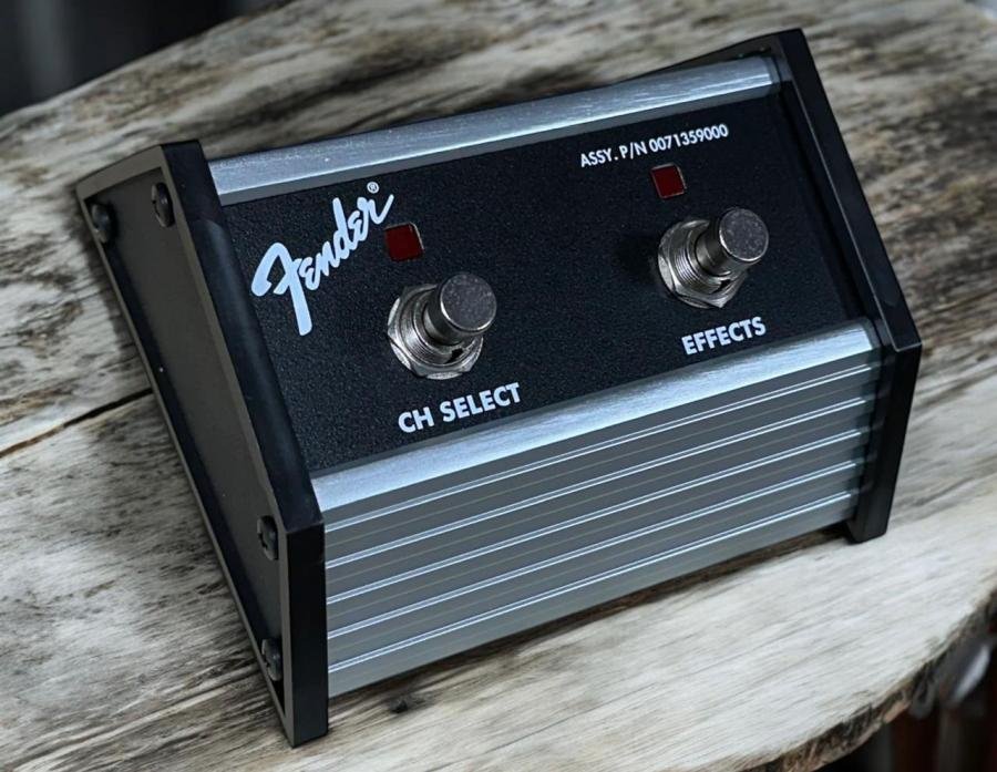 Pedal de controle Fender - Footswitch - Pedal Duplo (Ch/Eff)